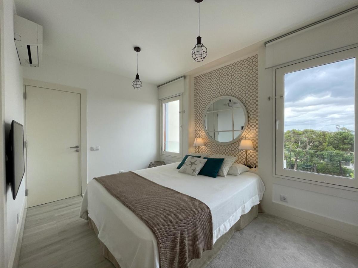 Beautiful Penthouse Apartment With Terrace - 4 Minute Walk To The Beach Troia Bagian luar foto