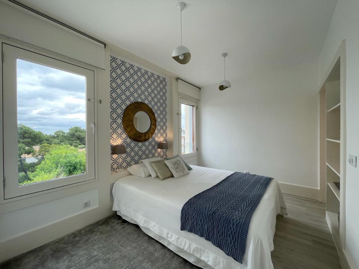 Beautiful Penthouse Apartment With Terrace - 4 Minute Walk To The Beach Troia Bagian luar foto